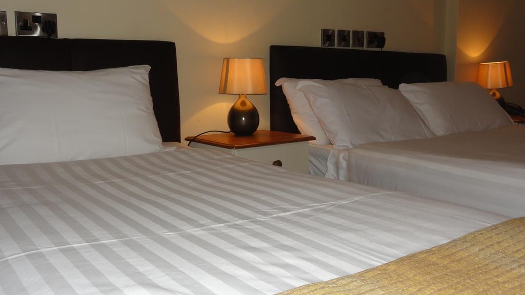 Hannon'S Hotel 로스코먼 객실 사진